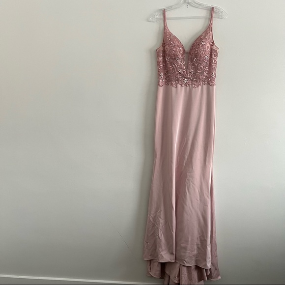 ELLIE WILDE grad dress - Picture 8 of 8